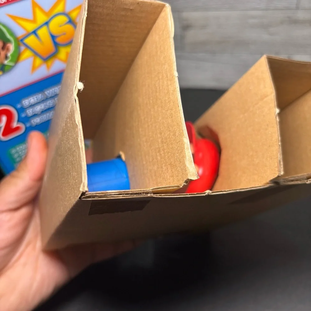 Super Mario‎ Bros. Mario Pop-Up Game by TOMY open box